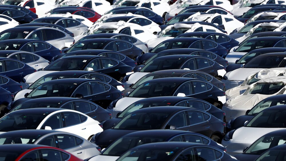 تسلا در راه خود از هدف 20 میلیون تاکسی رباتیک خود فاصله گرفته است