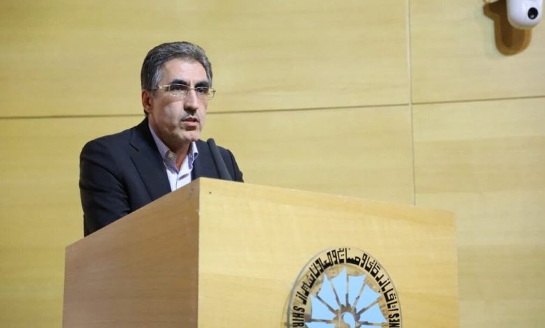 تولیدکنندگان در صف طولانی تسهیلات/ متاسفانه بانک مرکزی تغییری در سیاستهای انقباطی خود نمیدهد