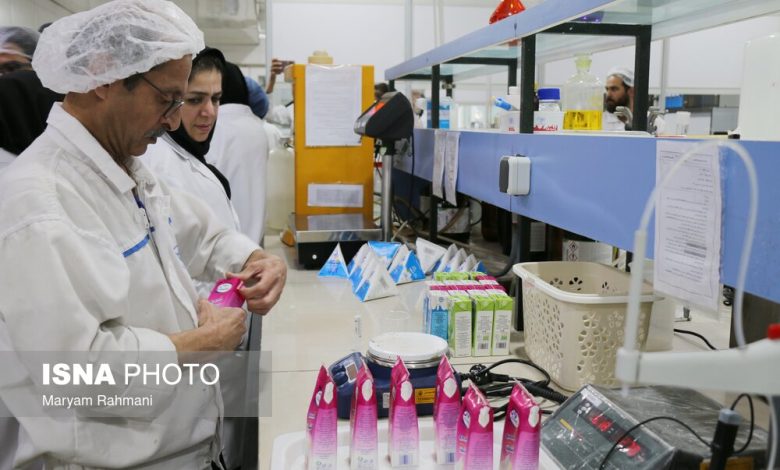 بلاتکلیفی بازار لبنیات پس از تعیین دوباره نرخ شیرخام / اعلام قیمت‌ها رسمی نیست