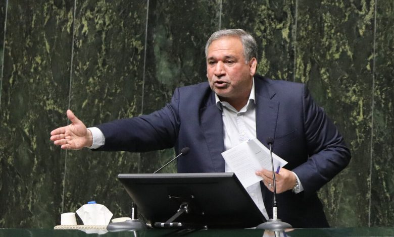 حسینی: منصفانه نیست که همه مشکلات را محصول عملکرد دولت چهاردهم بدانیم