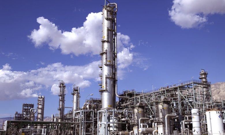 فرمول قیمت‌گذاری خوراک پتروشیمی در حال بررسی است