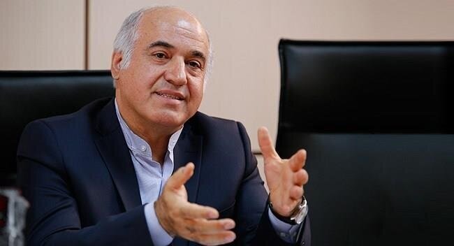 نوسانات ارز و طلا متاثر از انتظارات تورمی و شرایط بینالمللی است